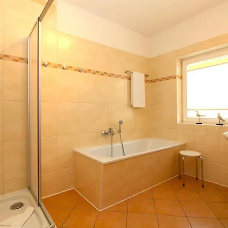 Laura 104 アパート Ostseebad Kühlungsborn