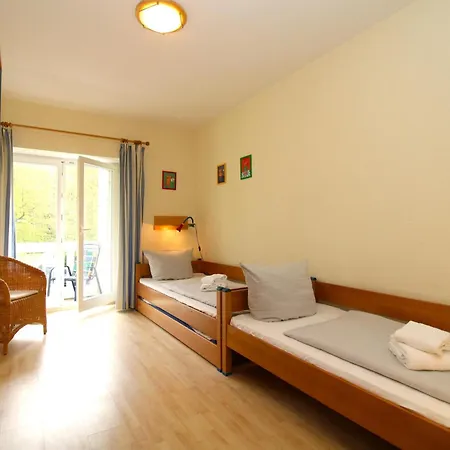 Laura 104 アパート *